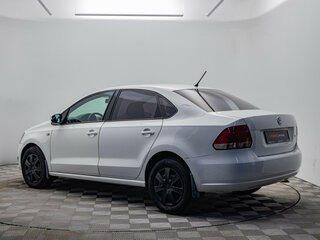 2014 Volkswagen Polo V, белый, 498000 рублей, вид 3