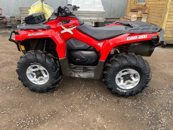 2012 BRP Can-Am Outlander 800, красный, 900000 рублей - вид 6