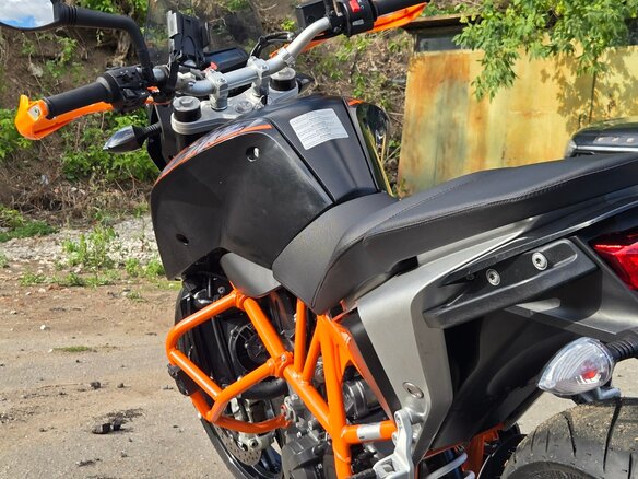 2014 KTM 690 Duke, оранжевый, 475000 рублей - вид 12