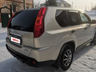 2010 Nissan X-Trail II, золотистый, 1300000 рублей, вид 3