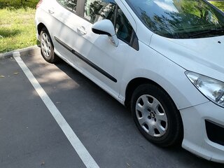 2011 Peugeot 308 I Рестайлинг, белый, 649500 рублей, вид 3