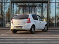 2013 Renault Sandero I, белый, 556000 рублей - вид 1
