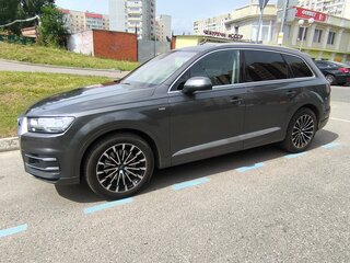 2019 Audi Q7 II (4M), серый, 3950000 рублей, вид 5