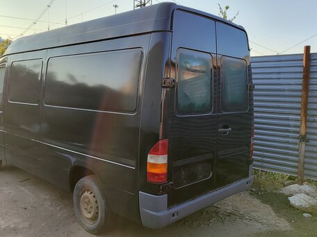 1995 Mercedes-Benz Sprinter, зелёный, 699000 рублей, вид 2