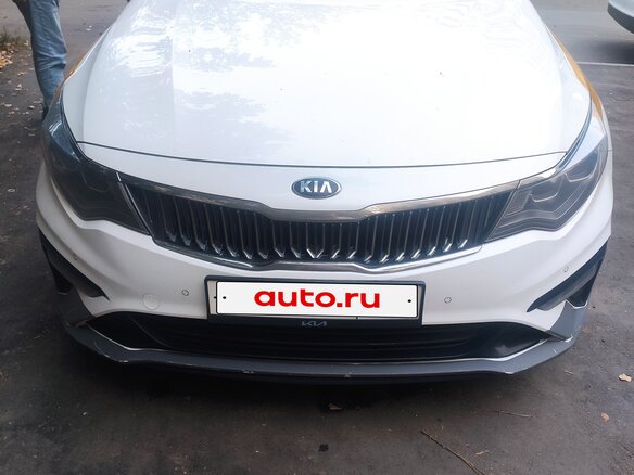 2018 Kia Optima IV Рестайлинг, белый, 860000 рублей - вид 5