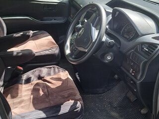 2018 Toyota Voxy III (R80) Рестайлинг, серый, 2000000 рублей, вид 2