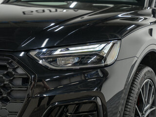 2025 Audi Q5 L 45 TFSI II (FY) Рестайлинг, чёрный, 5890000 рублей, вид 2