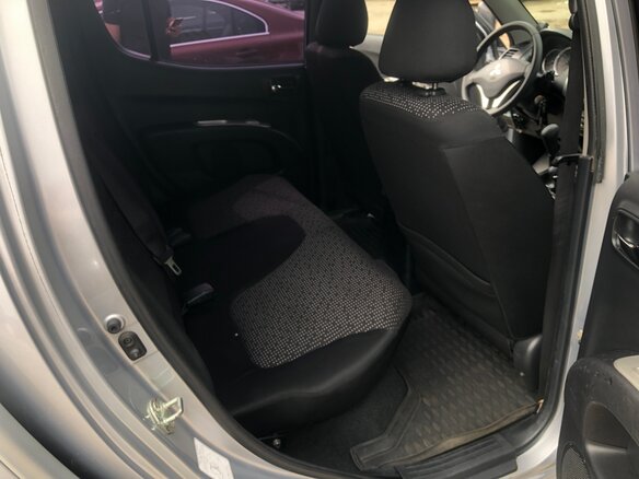 2014 Mitsubishi L200 Super Select IV Рестайлинг, серебристый - вид 11