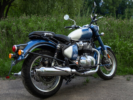 2025 Royal Enfield Classic 650, синий, 694000 рублей, вид 5