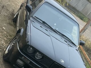 1985 BMW 3 серии 316 II (E30), чёрный, 650000 рублей, вид 3