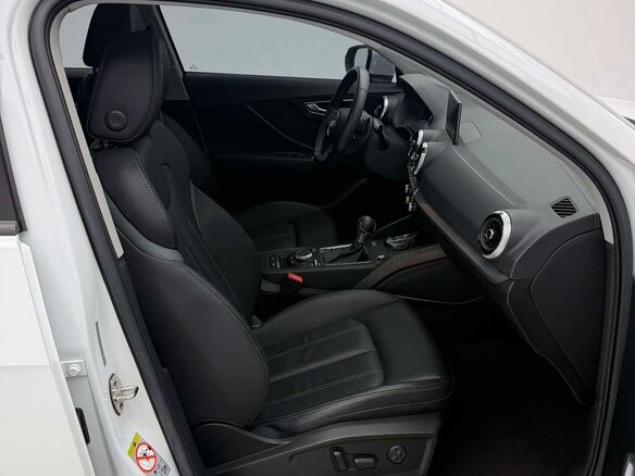 2022 Audi Q2 L 35 TFSI I Рестайлинг, белый, 1578000 рублей - вид 8