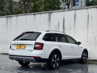 2020 Skoda Octavia Scout III (A7) Рестайлинг, белый, 1410000 рублей, вид 4