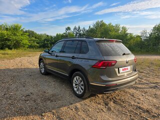 2021 Volkswagen Tiguan II Рестайлинг, серый, 2800000 рублей, вид 5
