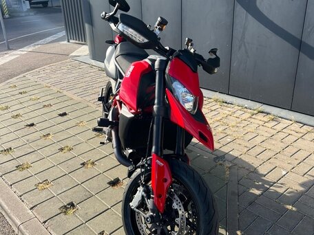 2019 Ducati Hypermotard, красный, 1100000 рублей, вид 3