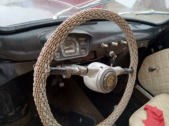 1967 ЗАЗ 965, красный, 350000 рублей - вид 5