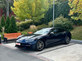 2017 Porsche Panamera 4 II, синий, 5800000 рублей, вид 2
