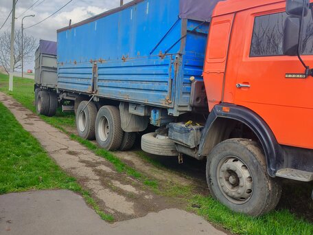 2007 КамАЗ 5511, оранжевый, 2500000 рублей, вид 3