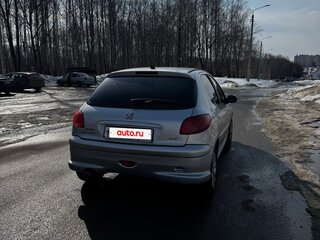 2007 Peugeot 206, серебристый, 240000 рублей, вид 3