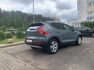 2021 Volvo XC40 I, серебристый, 2316496 рублей, вид 4