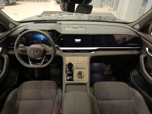 2026 Geely Monjaro I, серебристый - вид 6