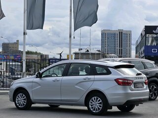 2019 Lada (ВАЗ) Vesta SW I, серебристый, 1000000 рублей, вид 5