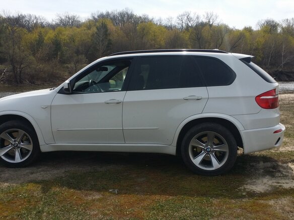 2009 BMW X5 35d II (E70), белый, 2250000 рублей - вид 3