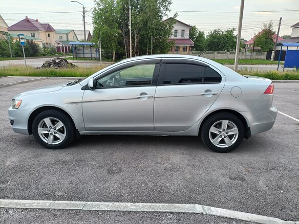 2008 Mitsubishi Lancer X, серебристый, 890000 рублей - вид 3