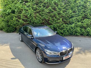 2017 BMW 7 серии Long 740Ld xDrive VI (G11/G12), синий, 4100000 рублей, вид 4