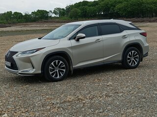 2020 Lexus RX 300 IV Рестайлинг, коричневый, 5700000 рублей, вид 4