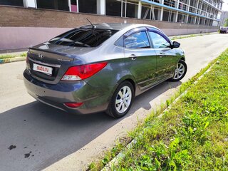 2011 Hyundai Solaris I, серый, 550000 рублей, вид 4