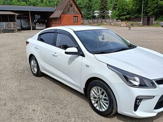2019 Kia Rio IV, белый, 1650000 рублей, вид 2