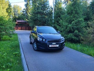 2013 Chevrolet Aveo II, чёрный, 630000 рублей, вид 2