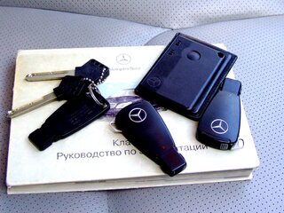 2000 Mercedes-Benz S-Класс 500 Long IV (W220), серебристый, 1350000 рублей, вид 4