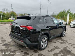 2020 Toyota RAV4 V (XA50), чёрный, 2799000 рублей, вид 2