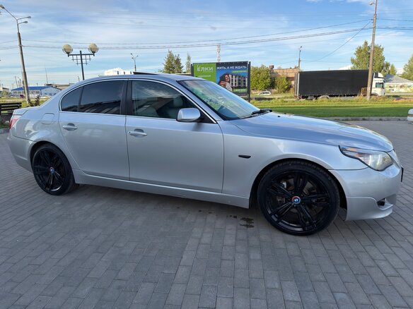 2008 BMW 5 серии 528i V (E60/E61) Рестайлинг, серый - вид 9