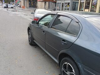 2008 Skoda Octavia I (A4) Рестайлинг, серый, 400000 рублей, вид 4