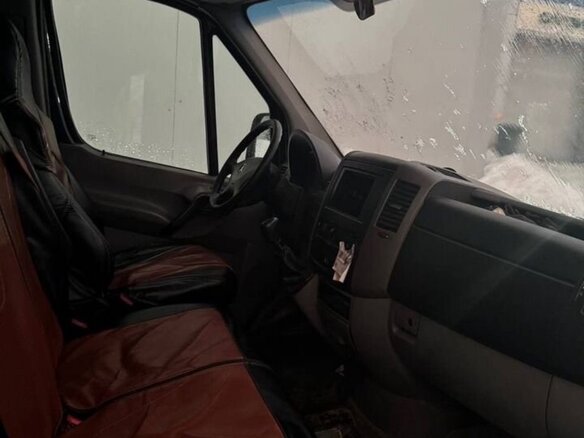 2008 Mercedes-Benz Sprinter, синий, 900000 рублей - вид 4