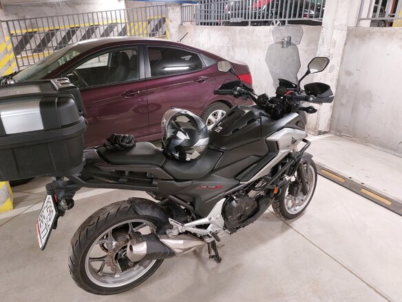 2017 Honda NC 750X, чёрный, 800000 рублей - вид 2