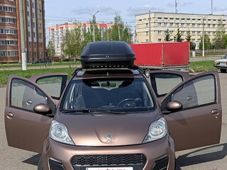 2013 Peugeot 107 I Рестайлинг 2, бежевый, 540000 рублей, вид 2