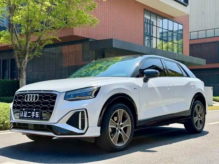 Открыть фотографии: Audi Q2 I Рестайлинг