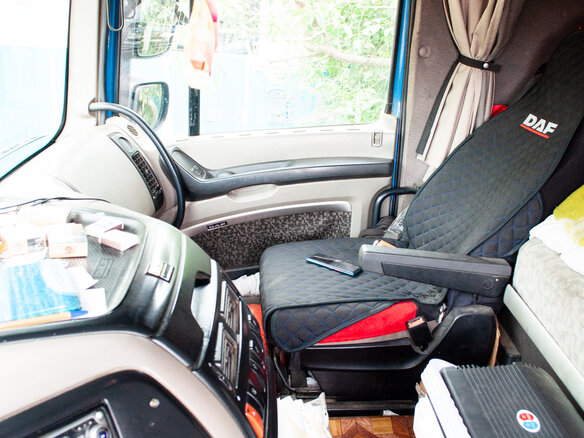 2008 DAF XF 105, синий, 6500000 рублей - вид 12