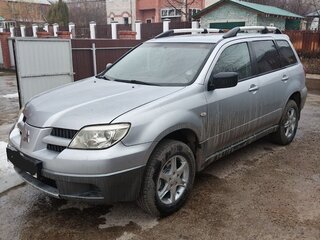 2006 Mitsubishi Outlander I, серебристый, 540000 рублей, вид 1
