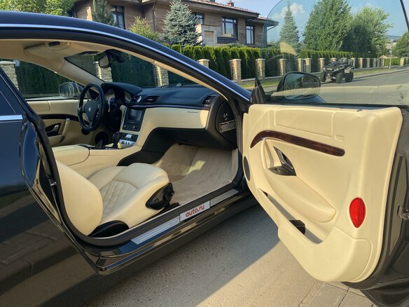 2009 Maserati GranTurismo I, красный - вид 12