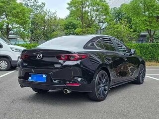 2023 Mazda 3 Axela IV (BP), серый, 1530000 рублей, вид 3