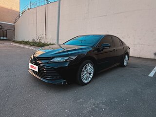 2019 Toyota Camry VIII (XV70), чёрный, 3000000 рублей, вид 1