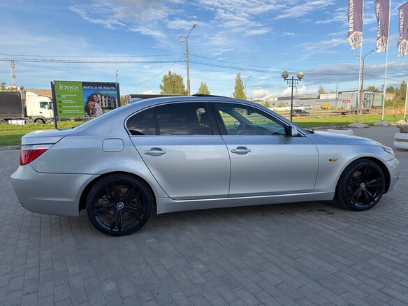 2008 BMW 5 серии 528i V (E60/E61) Рестайлинг, серый - вид 8