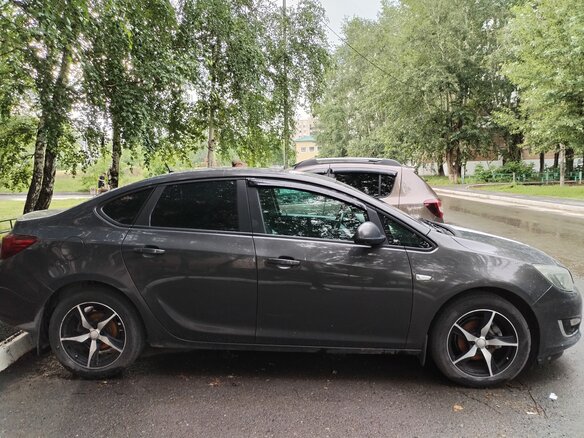 2013 Opel Astra J Рестайлинг, серый, 750000 рублей - вид 8