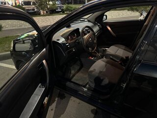 2011 Chevrolet Aveo I Рестайлинг, чёрный, 650000 рублей, вид 5