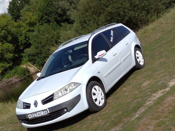 2008 Renault Megane II Рестайлинг, белый