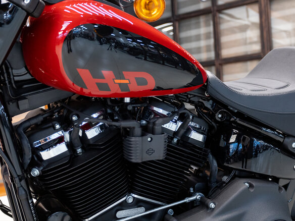 2024 Harley-Davidson Fat Bob, красный, 2700000 рублей - вид 27